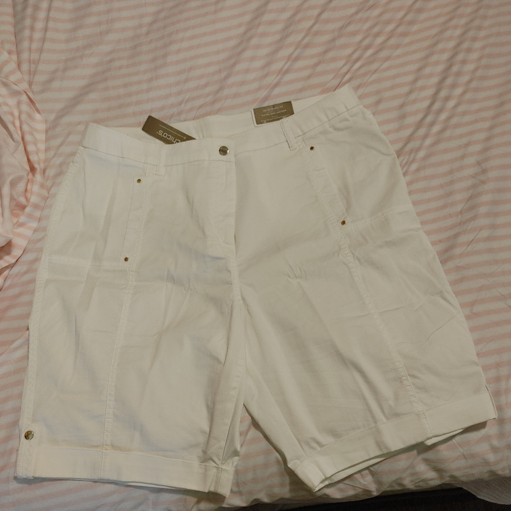 Chicos Bermuda white sz 3 shorts NWT